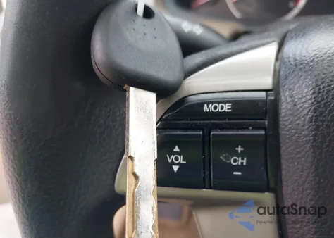 2010 Honda Accord 2.4 Lx из США, поврежденный, VIN 1HGCP2F3XAA129270